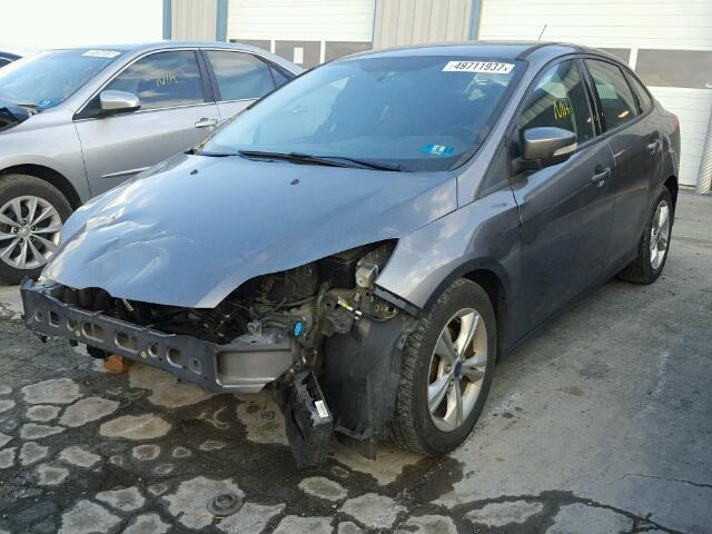 1FADP3F28EL153597 - 2014 FORD FOCUS SE GRAY photo 2