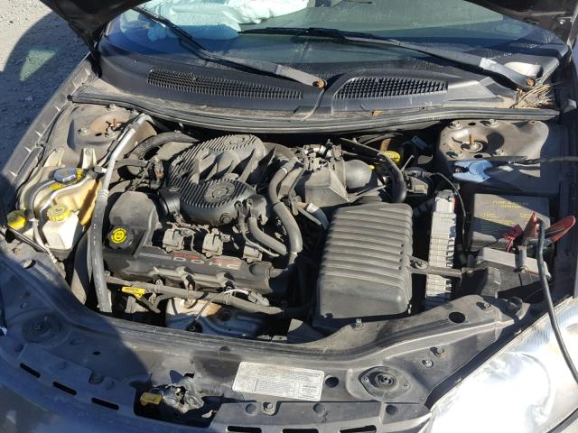 1B3EJ56U11N529053 - 2001 DODGE STRATUS ES BROWN photo 7