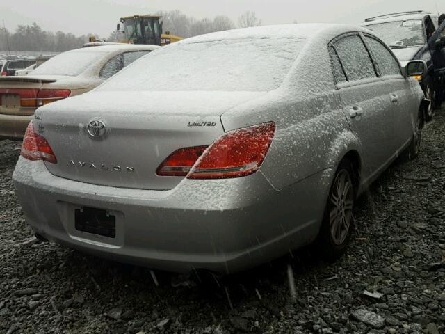 4T1BK36B26U144871 - 2006 TOYOTA AVALON XL SILVER photo 4