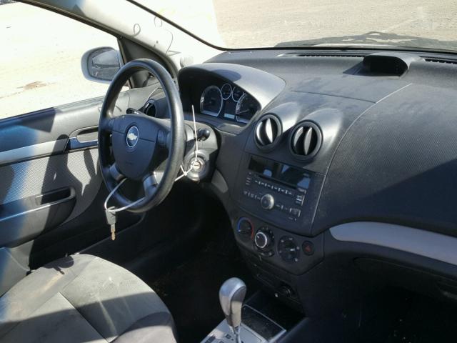 KL1TD66E89B603908 - 2009 CHEVROLET AVEO LS WHITE photo 9