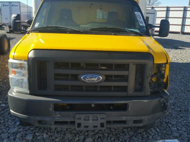 1FDWE3FLXBDA63757 - 2011 FORD ECONOLINE YELLOW photo 7