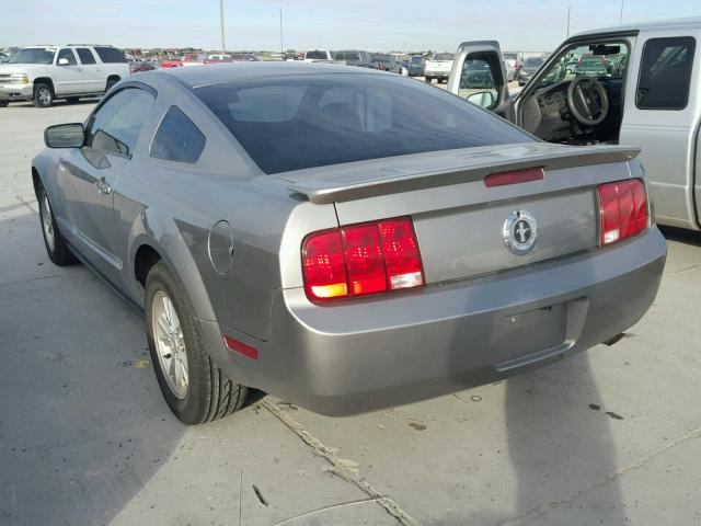 1ZVHT80N785163941 - 2008 FORD MUSTANG GRAY photo 3