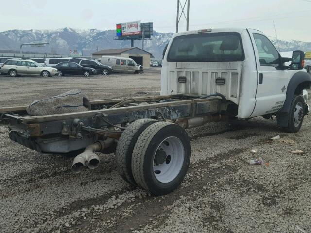 1FDUF5HT6CEC76519 - 2012 FORD F550 SUPER WHITE photo 4