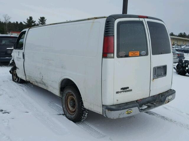 1GCHG39R411162226 - 2001 CHEVROLET EXPRESS G3 WHITE photo 3