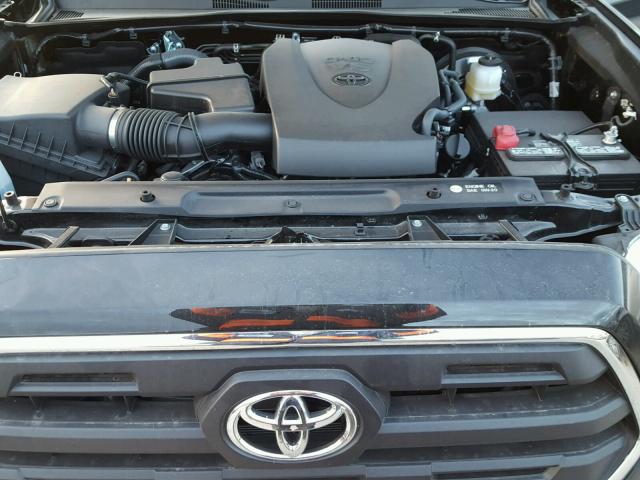 3TMCZ5AN1HM096238 - 2017 TOYOTA TACOMA DOU BLACK photo 7