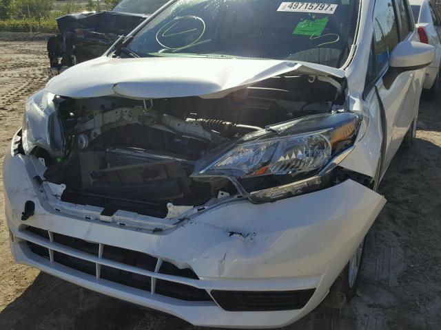 3N1CE2CP5HL367562 - 2017 NISSAN VERSA NOTE WHITE photo 9