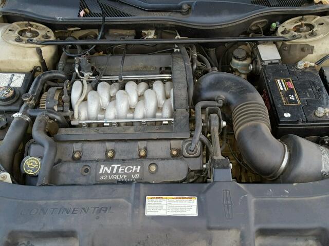 1LNHM97V3YY889138 - 2000 LINCOLN CONTINENTA CREAM photo 7