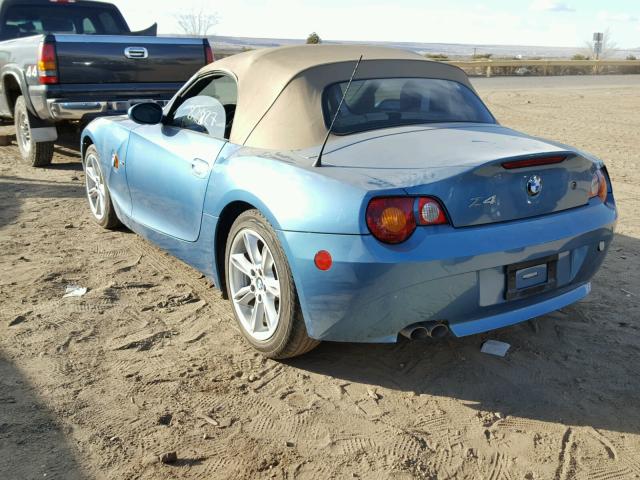 4USBT53554LT25049 - 2004 BMW Z4 3.0 ლურჯი ფოტო 3