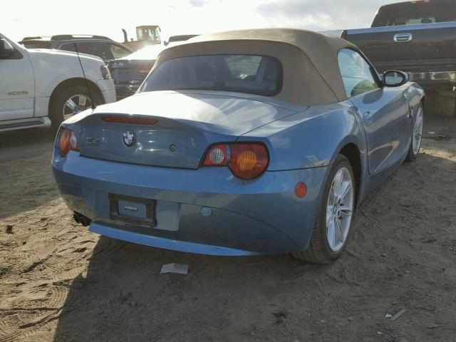 4USBT53554LT25049 - 2004 BMW Z4 3.0 BLUE photo 4