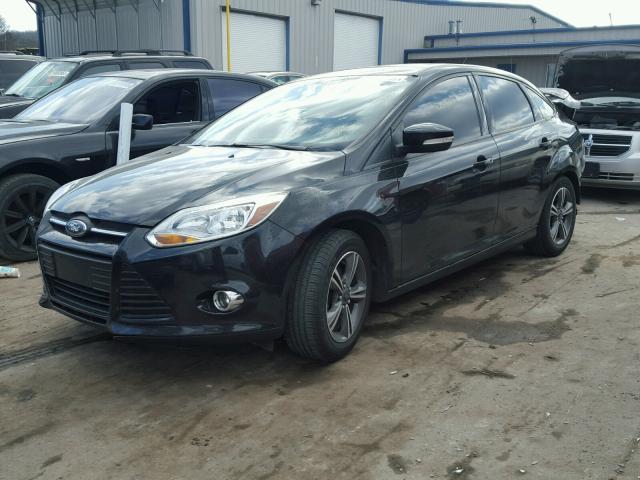 1FADP3F2XEL338945 - 2014 FORD FOCUS SE BLACK photo 2