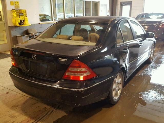 WDBRF61J22E005558 - 2002 MERCEDES-BENZ C 240 BLACK photo 4