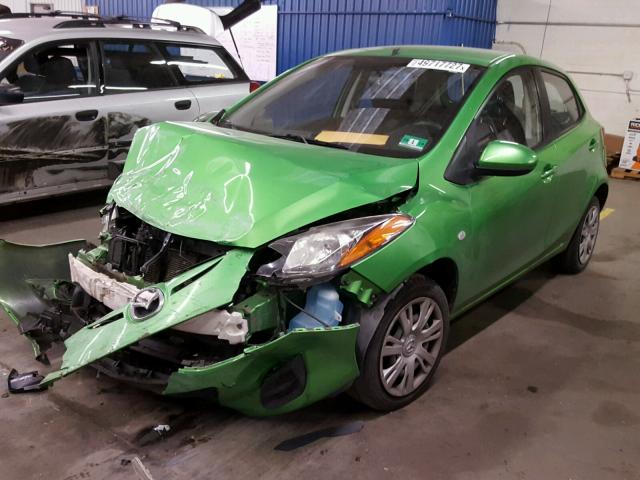 JM1DE1HZXB0111914 - 2011 MAZDA MAZDA2 GREEN photo 2