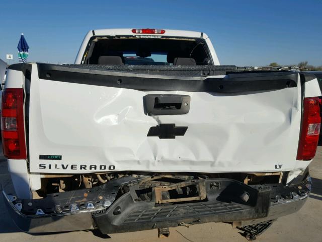 1GCRKSE3XBZ413607 - 2011 CHEVROLET SILVERADO WHITE photo 9