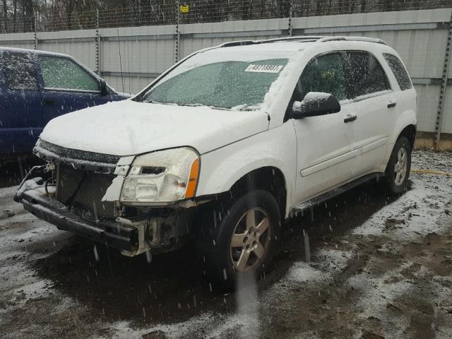 2CNDL23F556123680 - 2005 CHEVROLET EQUINOX LS WHITE photo 2