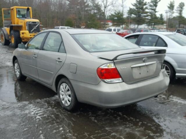 4T1BE32K06U642385 - 2006 TOYOTA CAMRY LE SILVER photo 3