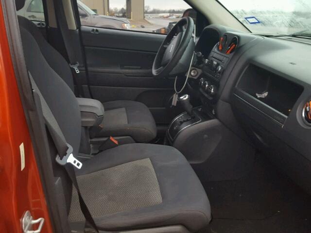 1J4NT4FB9AD541162 - 2010 JEEP COMPASS SP ORANGE photo 5