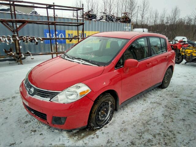 3N1BC13E09L381459 - 2009 NISSAN VERSA S RED photo 2