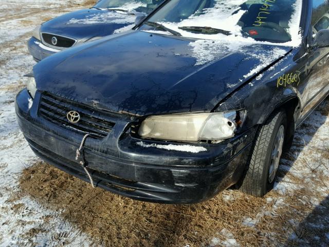 4T1BG22K6VU137065 - 1997 TOYOTA CAMRY CE BLACK photo 10