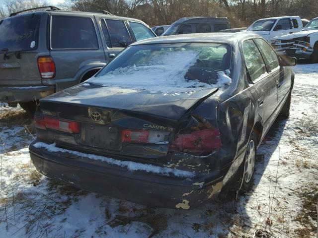 4T1BG22K6VU137065 - 1997 TOYOTA CAMRY CE BLACK photo 4