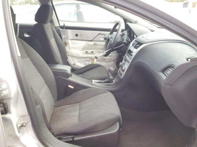 1G1ZH57B19F234557 - 2009 CHEVROLET MALIBU 1LT SILVER photo 5
