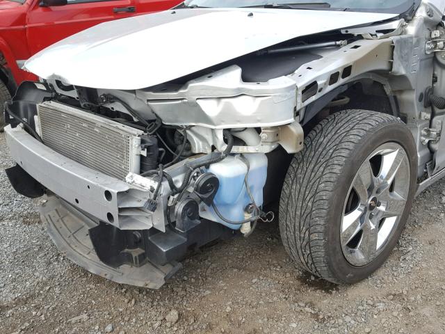 1G1ZH57B19F234557 - 2009 CHEVROLET MALIBU 1LT SILVER photo 9