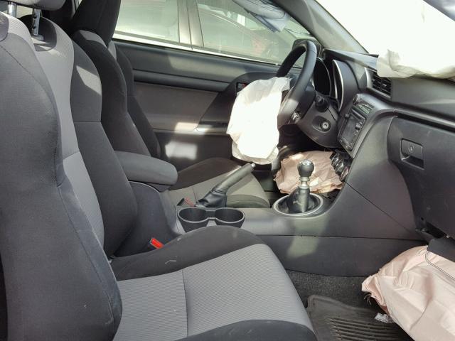 JTKJF5C72FJ013207 - 2015 TOYOTA SCION TC 灰色 照片 5
