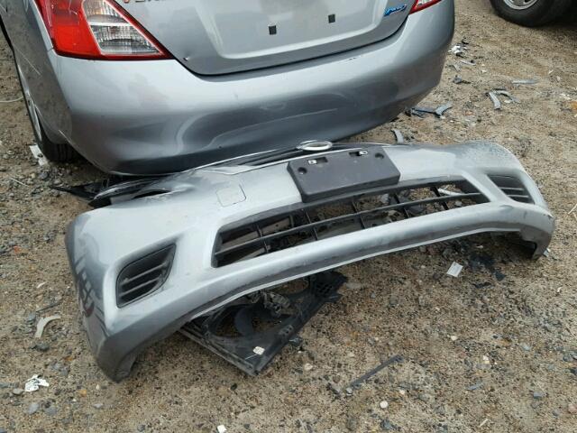 3N1CN7AP8CL863383 - 2012 NISSAN VERSA S GRAY photo 9