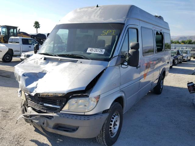 WD5PD744545657668 - 2004 SPRINTER 2500 SPRIN SILVER photo 2