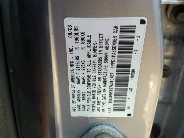 1HGCM56197A010787 - 2007 HONDA ACCORD VAL SILVER photo 10