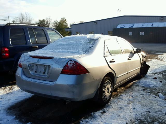 1HGCM56197A010787 - 2007 HONDA ACCORD VAL SILVER photo 4