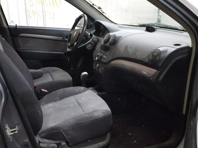 KL1TD66E49B339389 - 2009 CHEVROLET AVEO LS SILVER photo 5