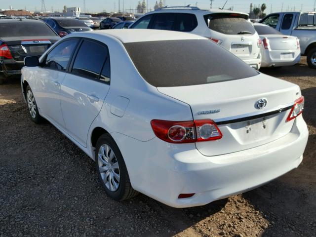 5YFBU4EE3CP032749 - 2012 TOYOTA COROLLA BA WHITE photo 3