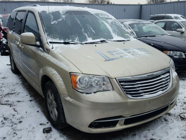 2A4RR5DG4BR760470 - 2011 CHRYSLER TOWN & COU GOLD photo 1