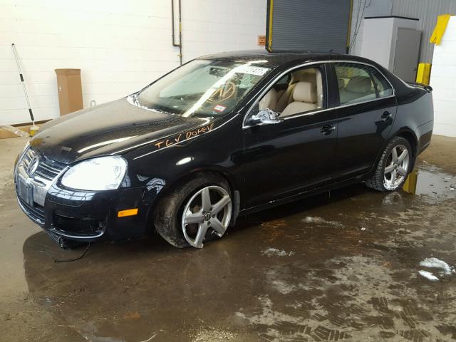 3VWRL71K89M136911 - 2009 VOLKSWAGEN JETTA TDI BLACK photo 2