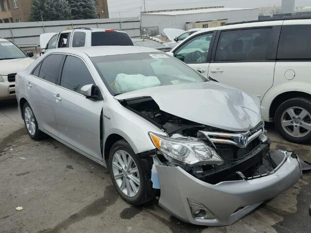 4T1BD1FKXDU065928 - 2013 TOYOTA CAMRY HYBR SILVER photo 1