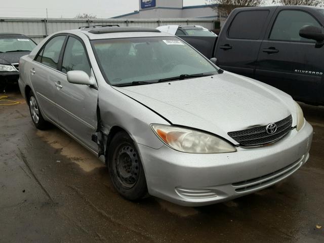 4T1BE30K74U899592 - 2004 TOYOTA CAMRY LE ვერცხლისფერი ფოტო 1