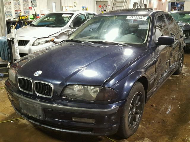 WBAAM3336XFP54993 - 1999 BMW 323I AUTOM BLUE photo 2