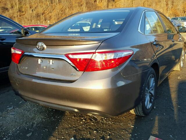 4T1BF1FK6HU678385 - 2017 TOYOTA CAMRY LE CHARCOAL photo 4