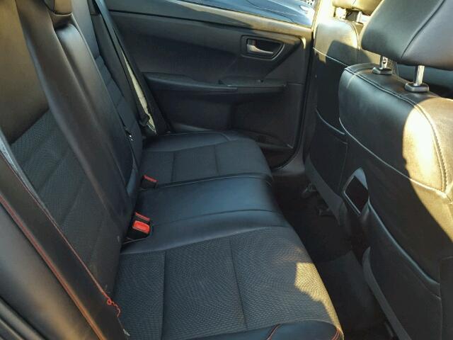 4T1BF1FK6HU678385 - 2017 TOYOTA CAMRY LE CHARCOAL photo 6