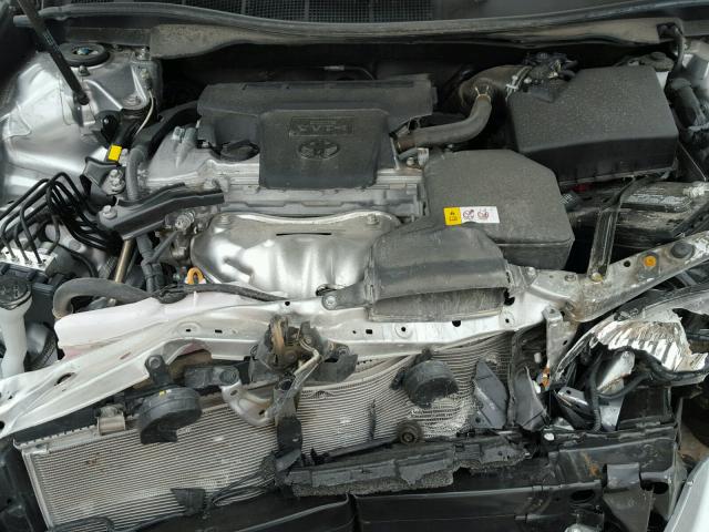 4T1BF1FK8HU438416 - 2017 TOYOTA CAMRY LE ვერცხლისფერი ფოტო 7