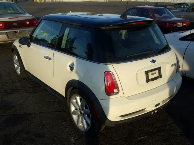 WMWRE33576TJ34333 - 2006 MINI COOPER S WHITE photo 3