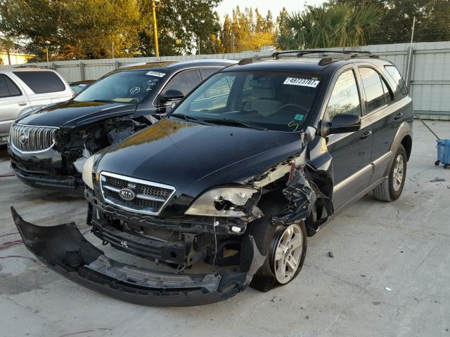 KNDJD733545223537 - 2004 KIA SORENTO EX BLACK photo 2