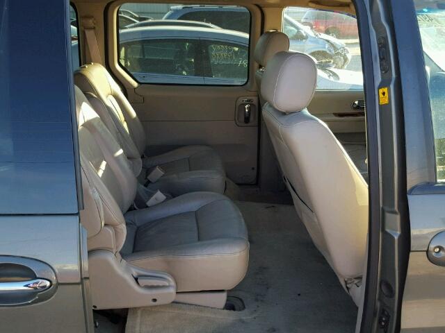 KNDUP131546601317 - 2004 KIA SEDONA EX GREEN photo 6