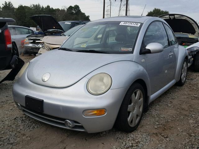 3VWDD21C23M426460 - 2003 VOLKSWAGEN NEW BEETLE 银色 照片 2