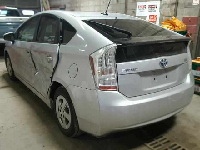 JTDKN3DU9A0006910 - 2010 TOYOTA PRIUS SILVER photo 3