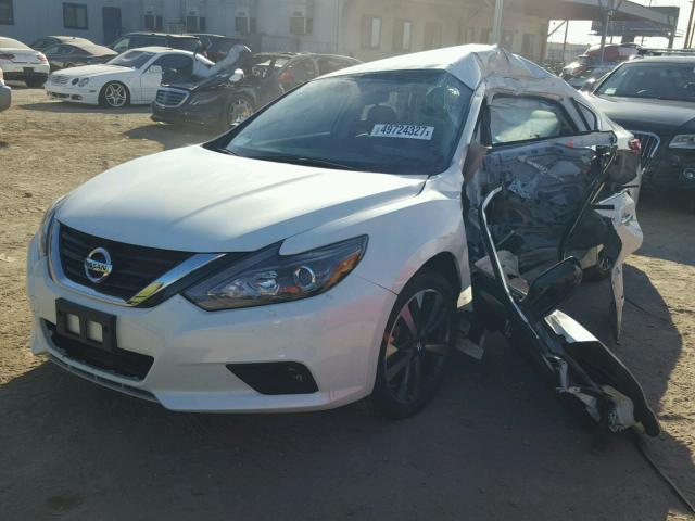 1N4AL3AP2HC275569 - 2017 NISSAN ALTIMA 2.5 WHITE photo 2