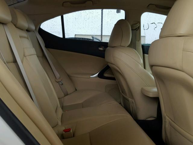 JTHBK262685071854 - 2008 LEXUS IS 250 WHITE photo 6