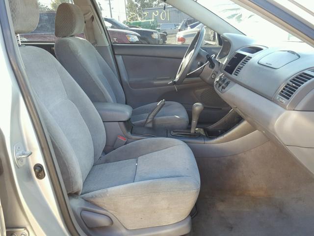 4T1BE32K53U202948 - 2003 TOYOTA CAMRY LE SILVER photo 5