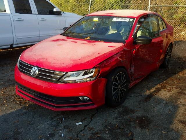 3VWB17AJ7GM408201 - 2016 VOLKSWAGEN JETTA SPOR RED photo 2