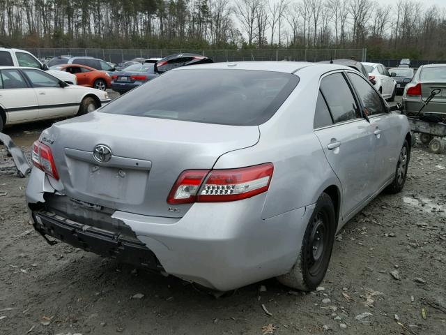 4T1BF3EK4BU211356 - 2011 TOYOTA CAMRY BASE SILVER photo 4